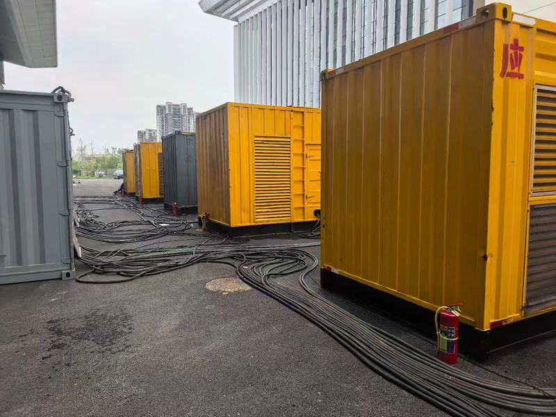 永胜不同季节柴油发电机组保养有哪些注意事项?