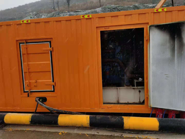 永胜发电车出租-应急柴油发电机组选什么样的比较好？